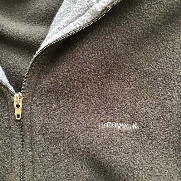Patagonia Capilene 1/4 Zip Black Pullover - Picture 3 of 5